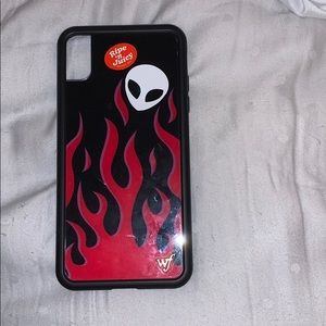 WILDFLOWER FLAMES PHONE CASE